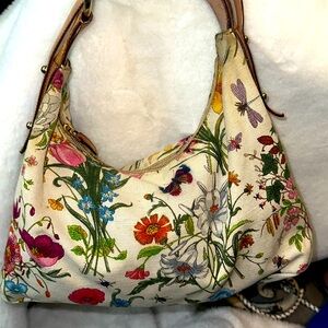 Gucci floral fabric bag. See pictures for all details of the fabric.